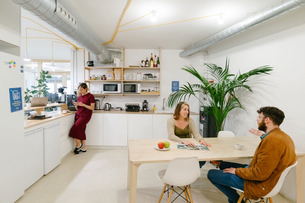 2021-coworking-barcelona-food-networking-food-lab-kitchen-mob-caterina-12-1635375641mGAbw