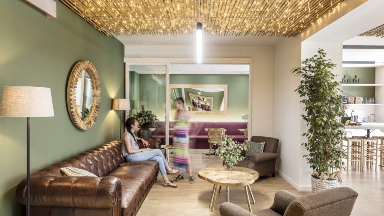 utopicus-placa-catalunya-13-1650551710R8npo